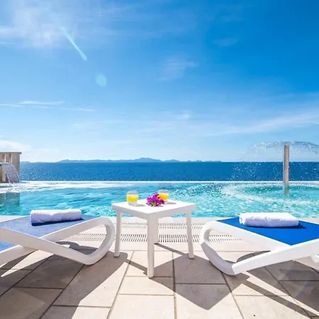 Sofia Zavalatica Čara