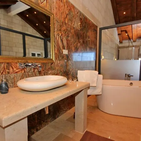 Villa Sofia Zavalatica