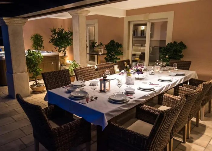 Sofia Zavalatica Vila