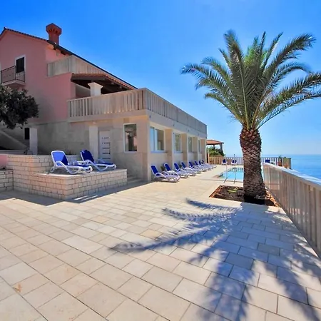 Villa Sofia Zavalatica Cara